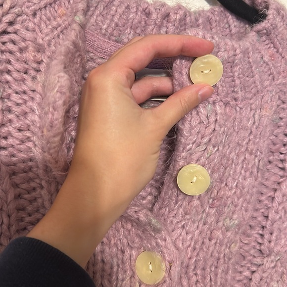 Urban Outfitters Cropped Cardigan - Picture 3 of 6